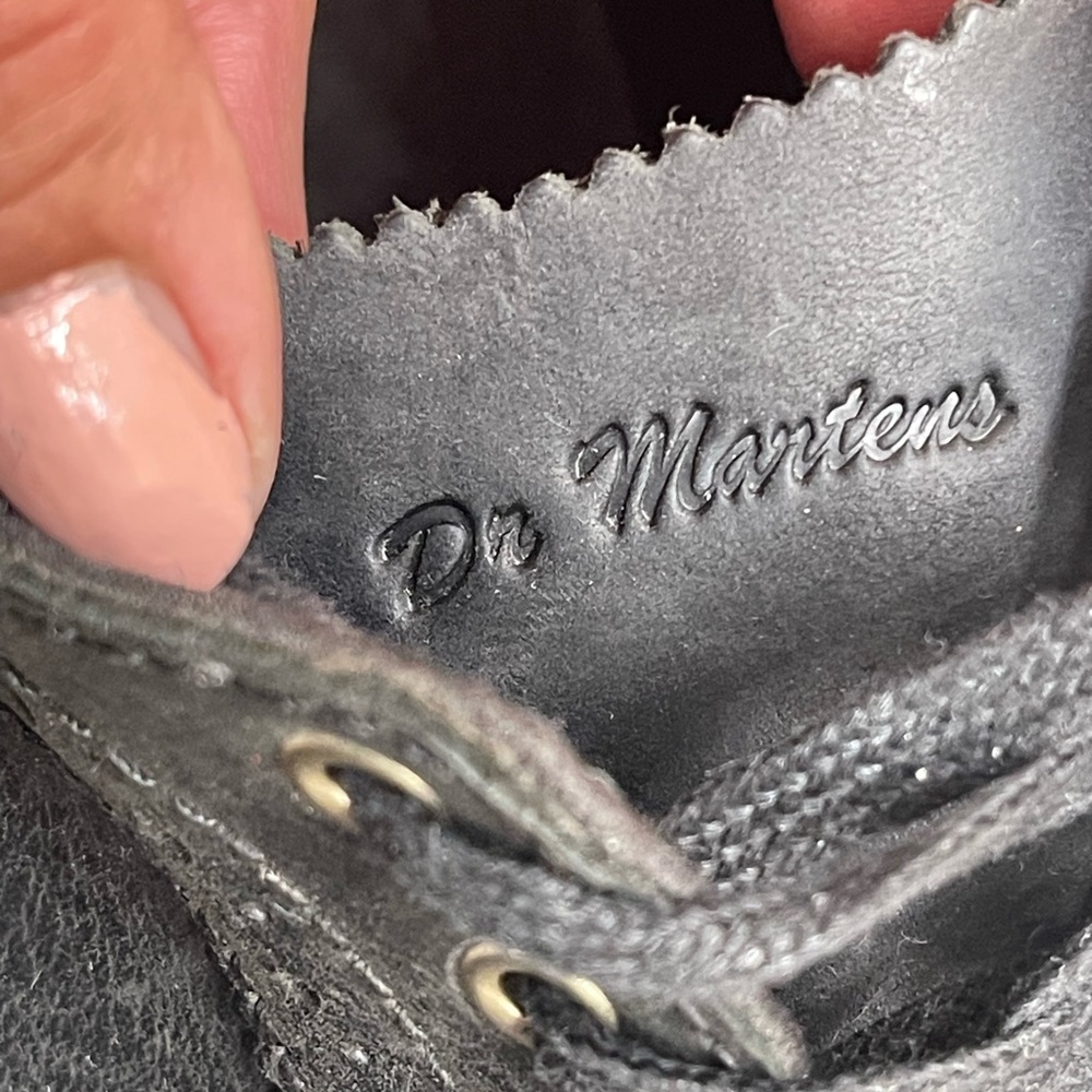 Dr. Martens Black Oxford Shoes Minimalist Design Black Leather
14 Eu 48 Uk 13 - Picture 10 of 11